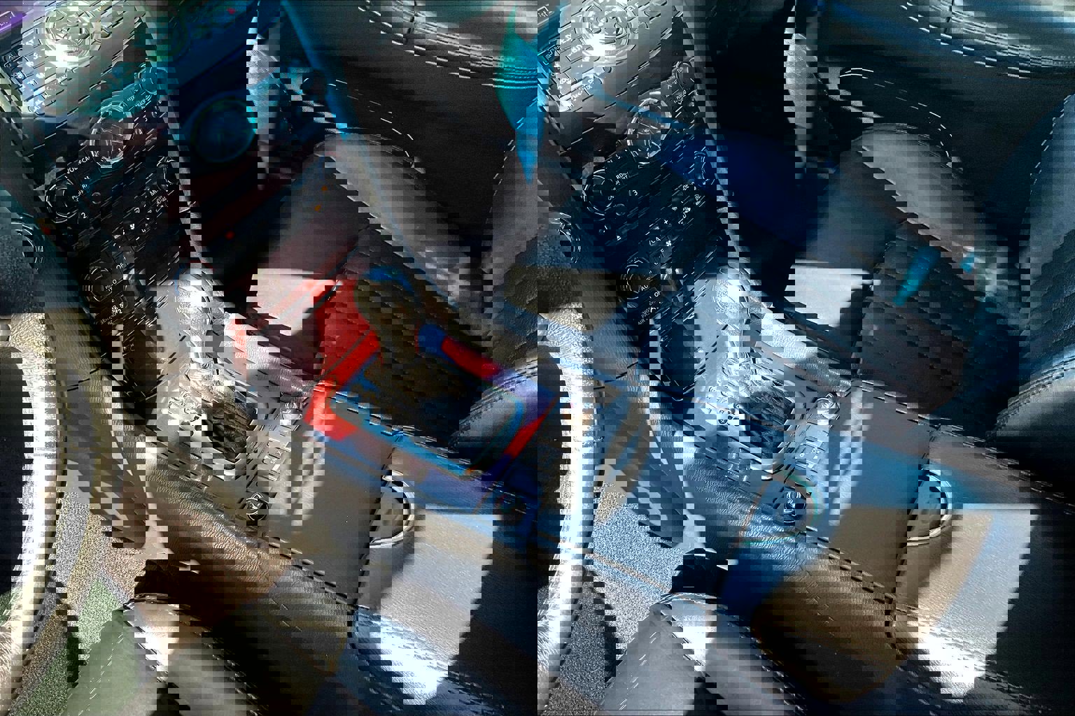 Used 2017 INFINITI QX50 Base w/ Premium Plus Package image 13