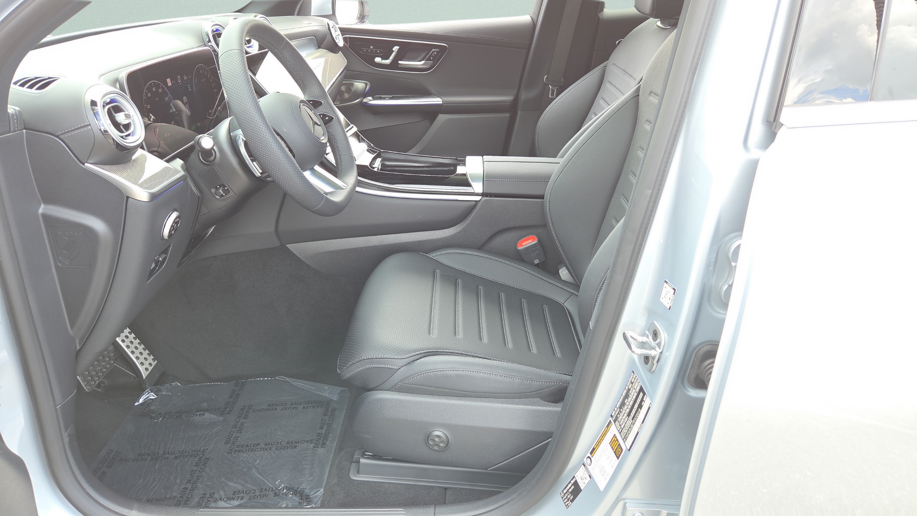 New 2026 Mercedes-Benz GLC 350e 4MATIC image 9