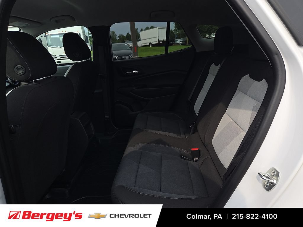Certified 2024 Chevrolet Trax LS FWD image 12