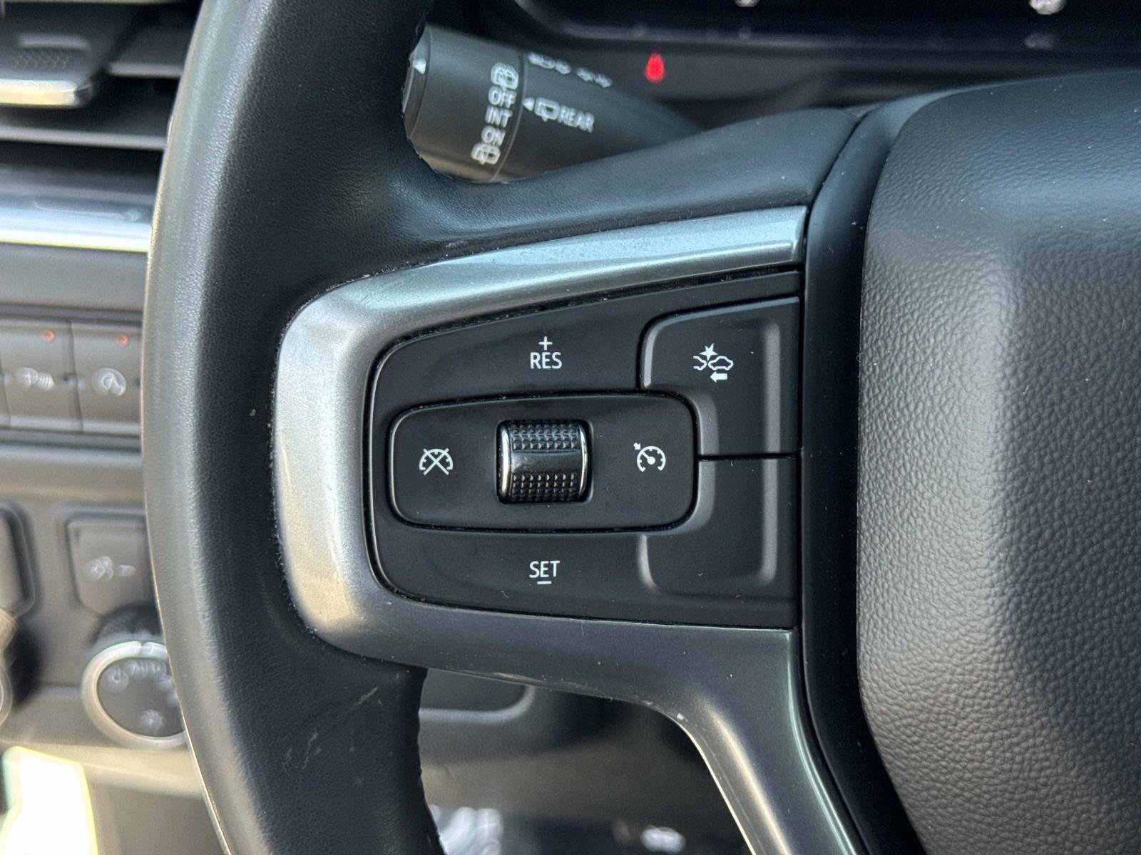 Used 2024 Chevrolet Tahoe LT RWD image 11