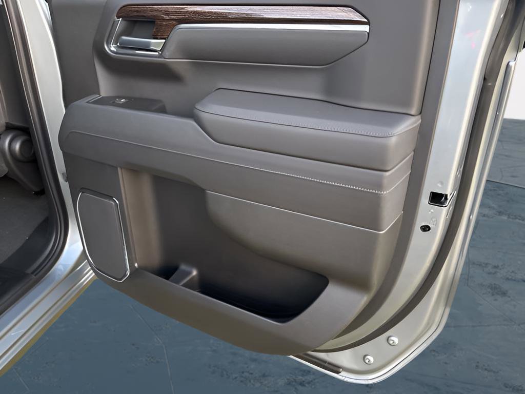 New 2026 GMC Sierra 1500 Elevation image 19
