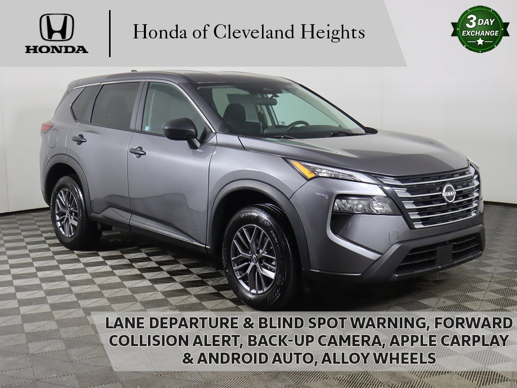 Used 2024 Nissan Rogue S image 1