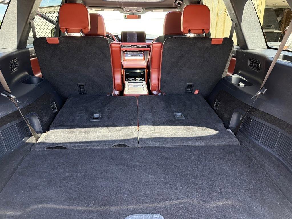 Used 2025 Lincoln Aviator Reserve AWD/4WD image 25