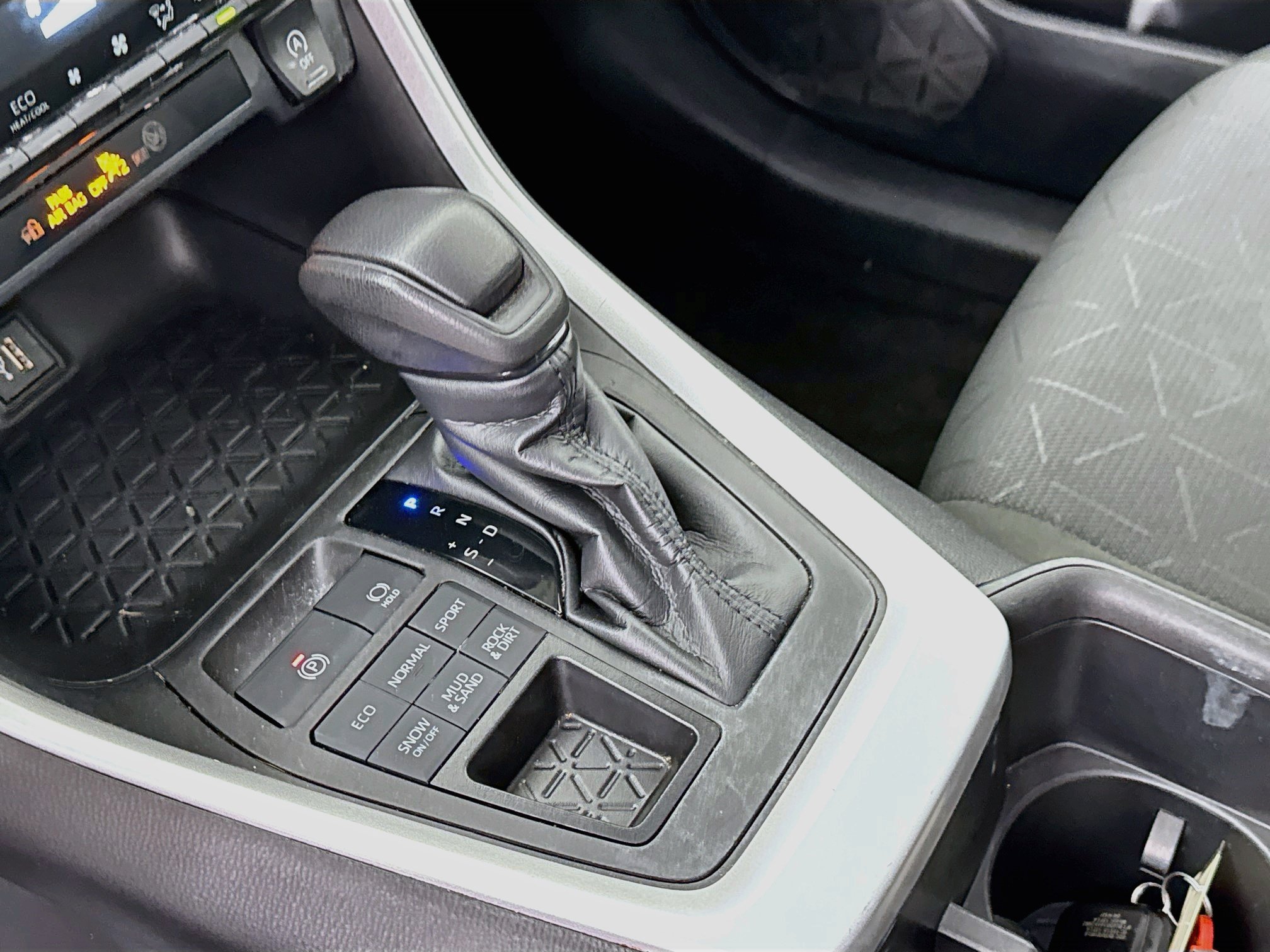 Certified 2023 Toyota RAV4 XLE AWD/4WD image 16