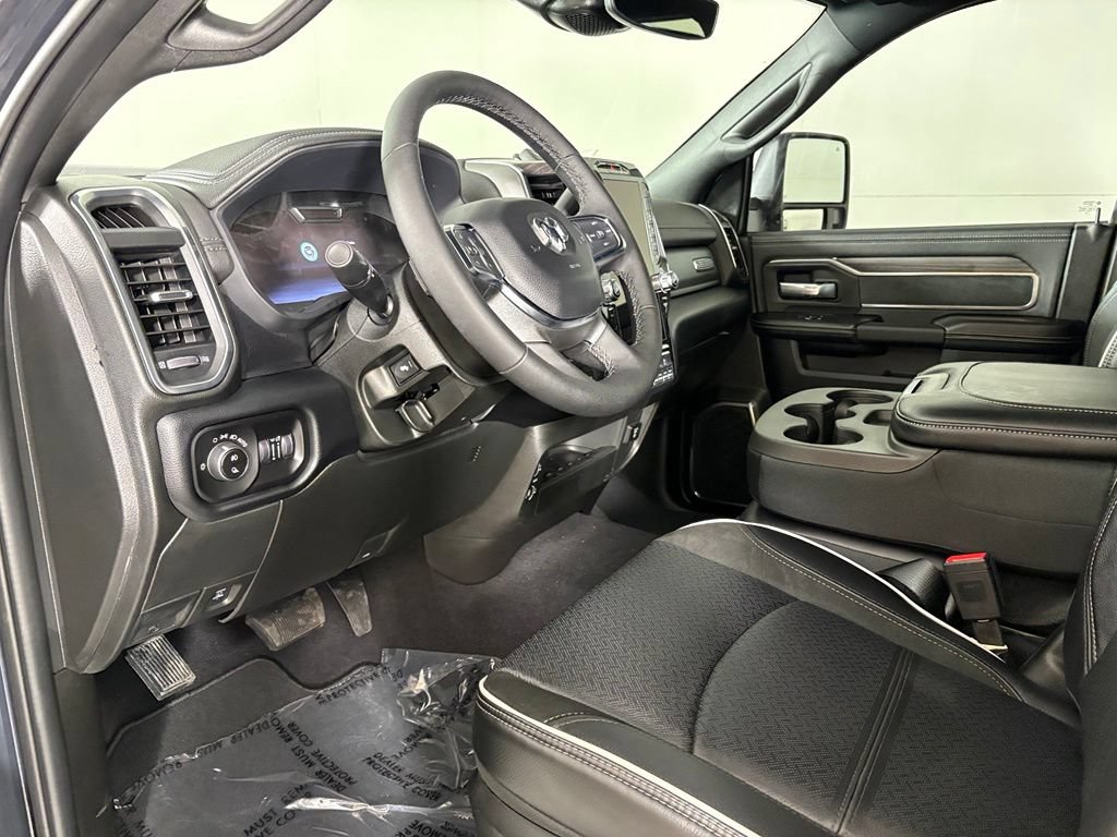 New 2026 RAM 2500 Laramie AWD/4WD image 22