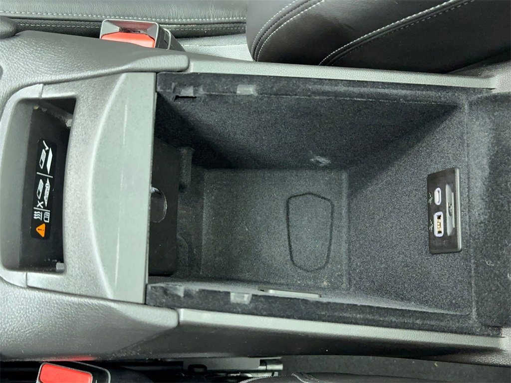 Used 2020 Cadillac XT6 Premium Luxury image 31