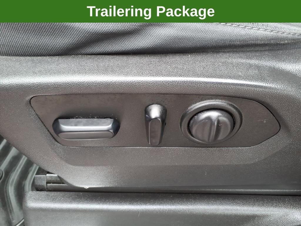 Used 2019 GMC Sierra 1500 SLE w/ SLE Value Package image 19