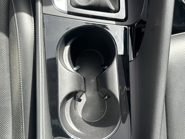 Certified 2024 Hyundai Elantra Limited image 23