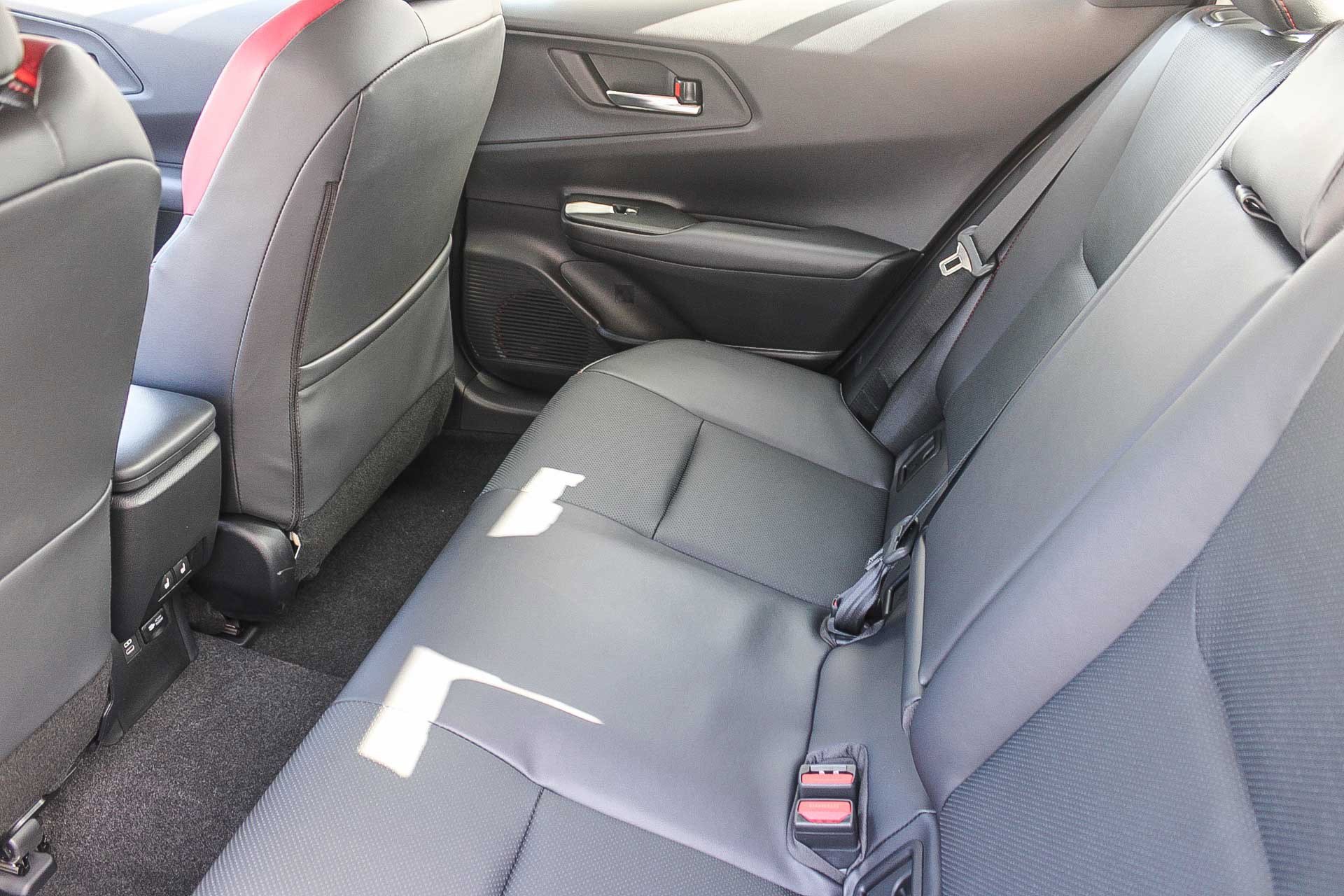 New 2026 Toyota Prius Plug-In Hybrid w/ Limited Premium Package image 21