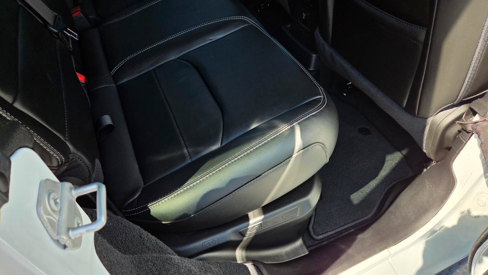 Used 2023 Jeep Wrangler Sahara w/ Cold Weather Group image 53