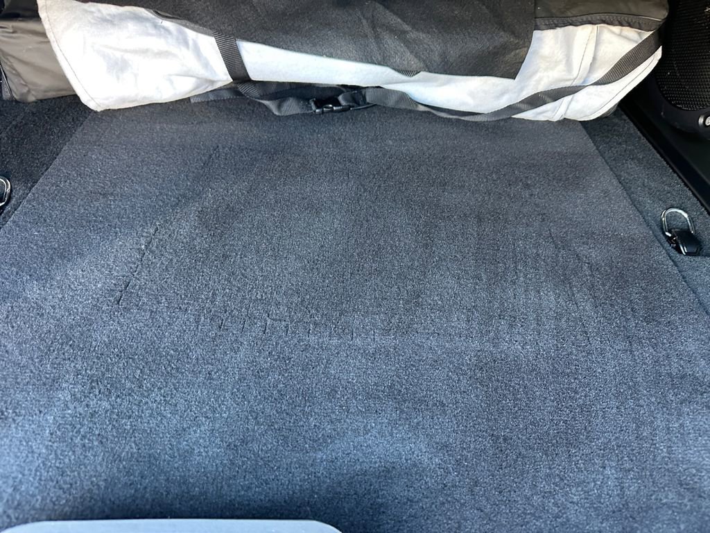 Used 2023 Jeep Wrangler Sahara image 17