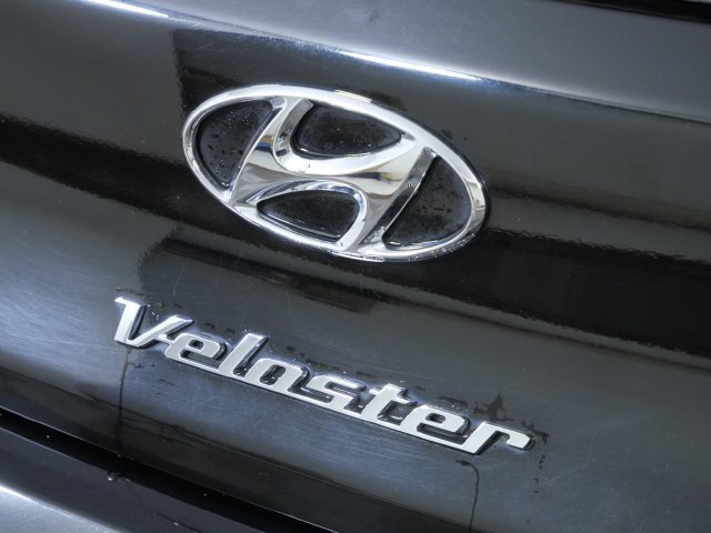 Used 2020 Hyundai Veloster 2.0 FWD image 8