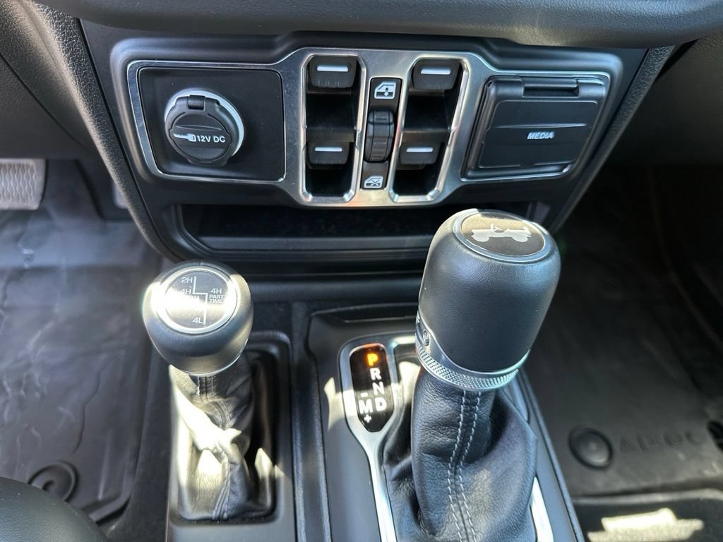Used 2024 Jeep Wrangler High Altitude AWD/4WD image 12