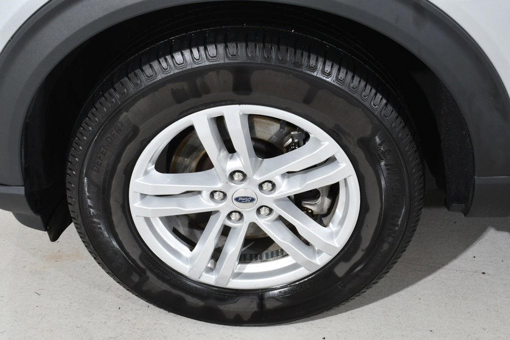 Used 2022 Ford Explorer XLT w/ Class IV Trailer Tow Package image 25