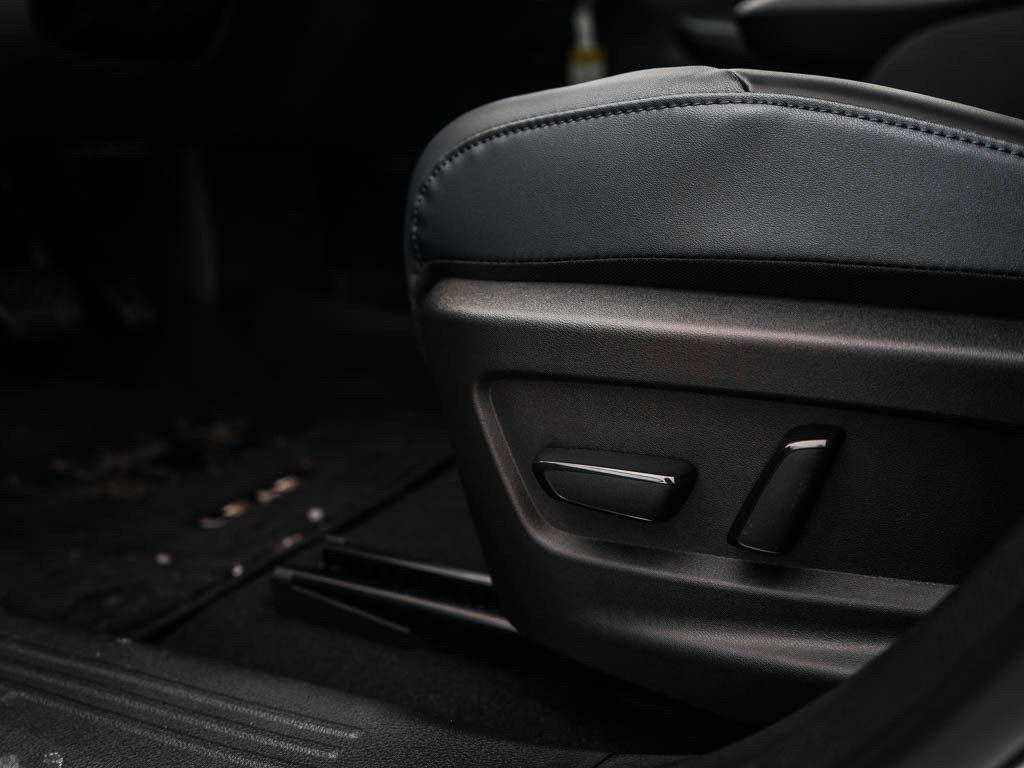 New 2026 Nissan Leaf SV+ w/ Illuminated Package image 16