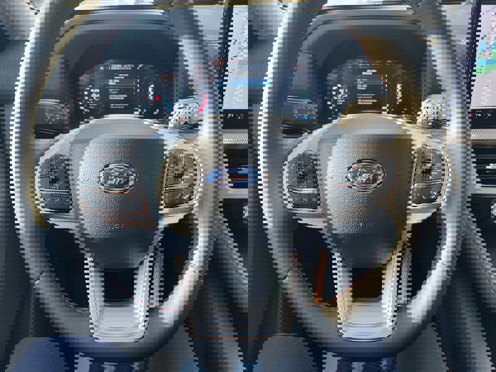 New 2025 Ford Explorer Active w/ Active Comfort Package image 22