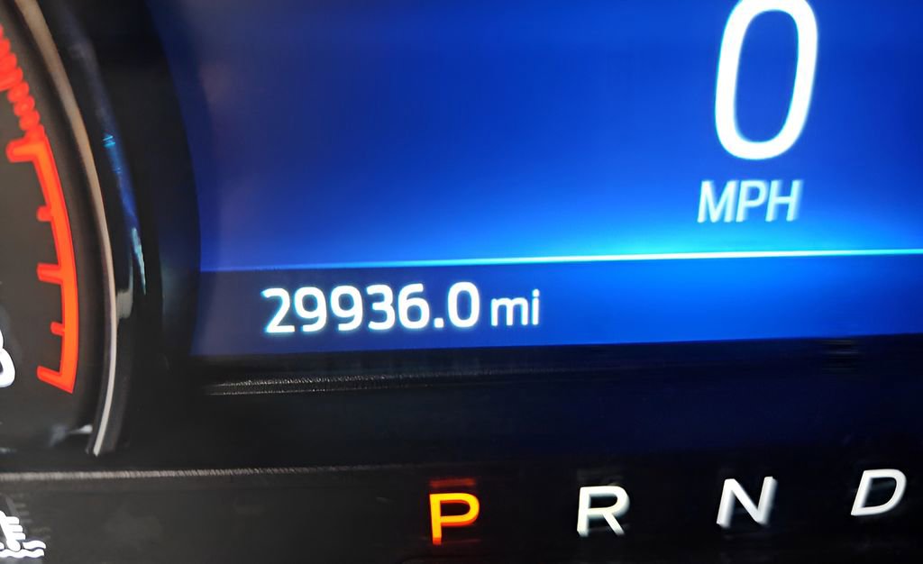 Used 2023 Ford Explorer XLT image 9