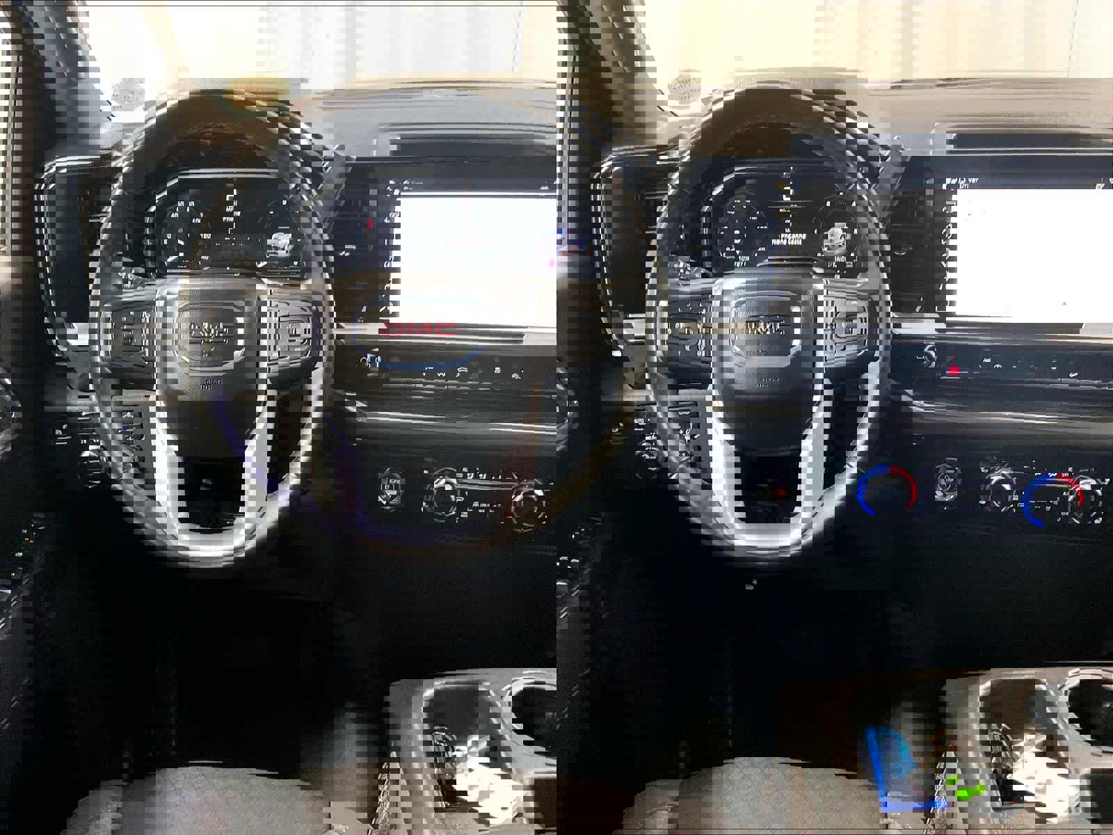 Used 2024 GMC Sierra 1500 Elevation image 17