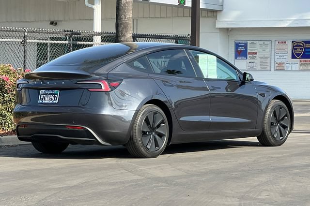 Used 2025 Tesla Model 3 Long Range RWD image 4