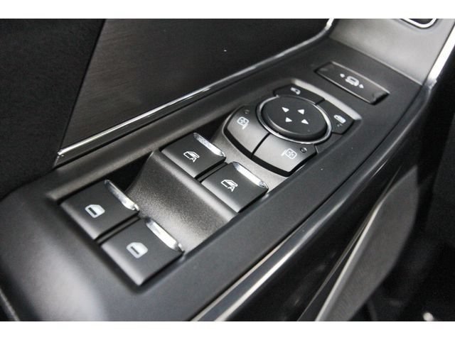 New 2026 Ford F250 Platinum w/ FX4 Off-Road Package AWD/4WD image 12