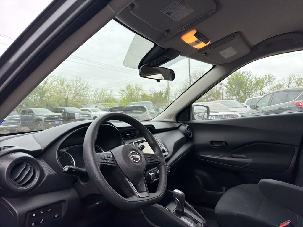 Used 2023 Nissan Kicks S image 6