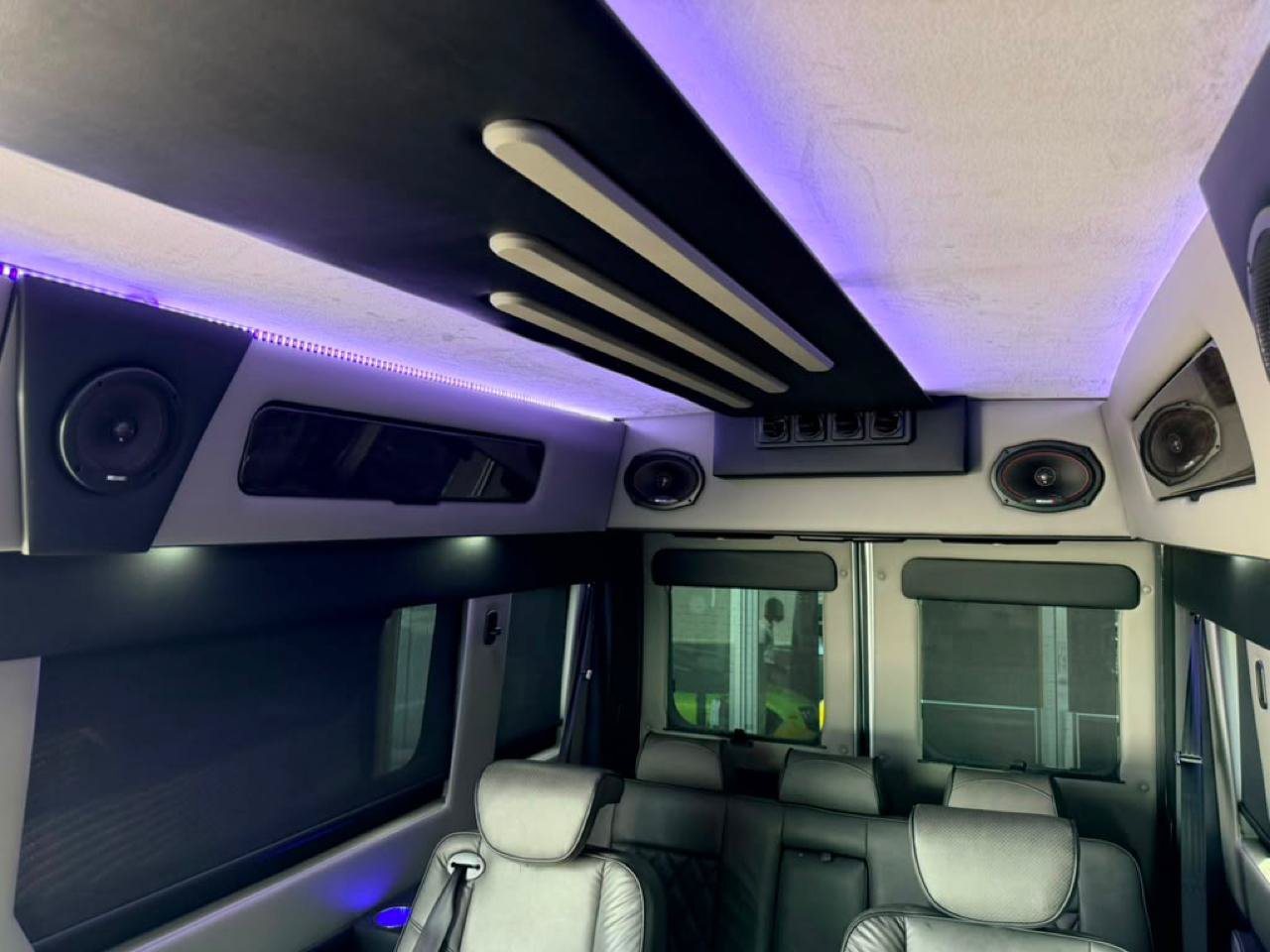 Used 2023 RAM ProMaster 2500 w/ Premium Convenience Group (B) FWD image 48