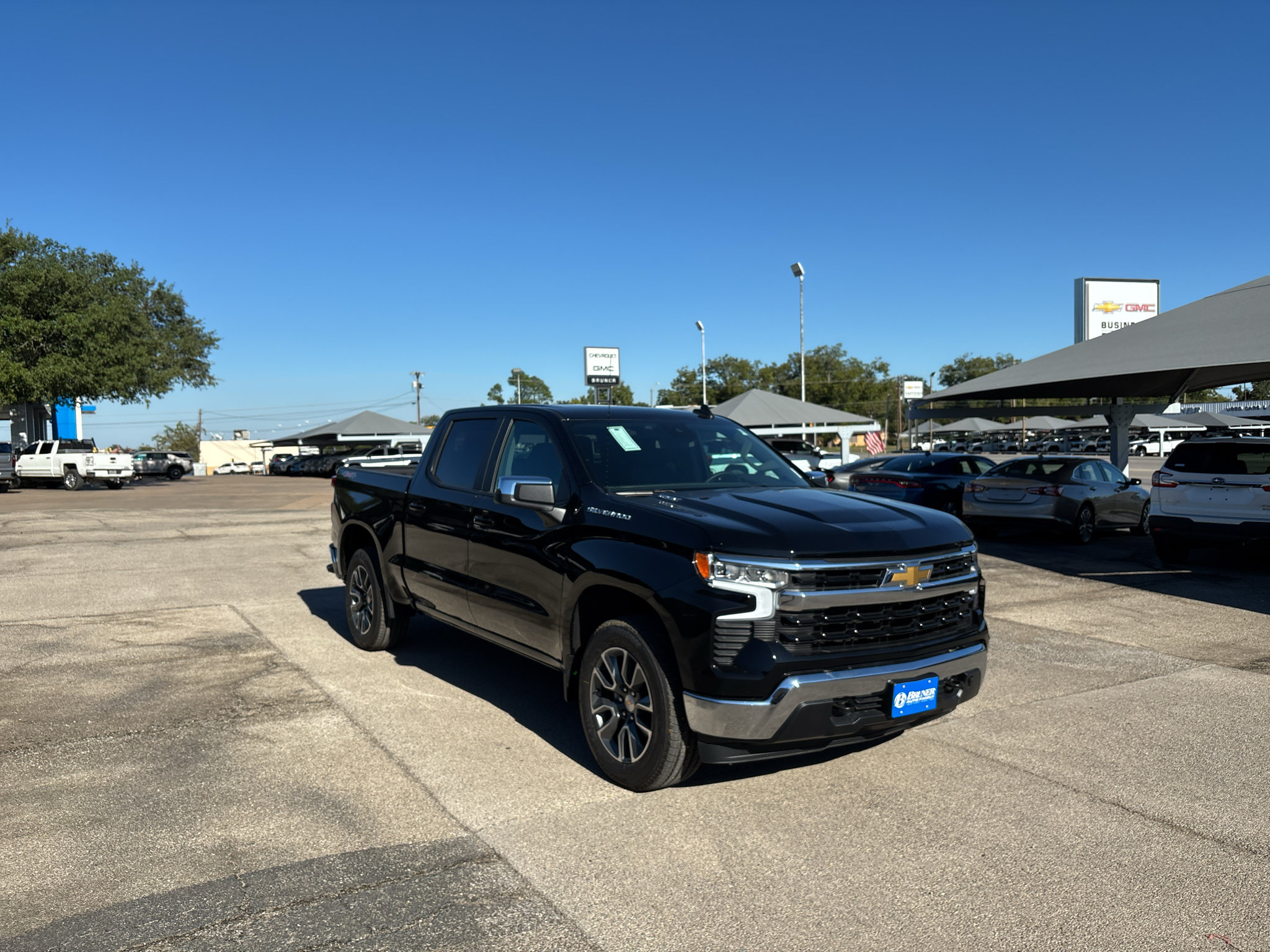 New 2026 Chevrolet Silverado 1500 LT w/ Leather Package AWD/4WD image 30