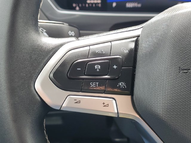 Used 2022 Volkswagen Tiguan SE FWD image 21