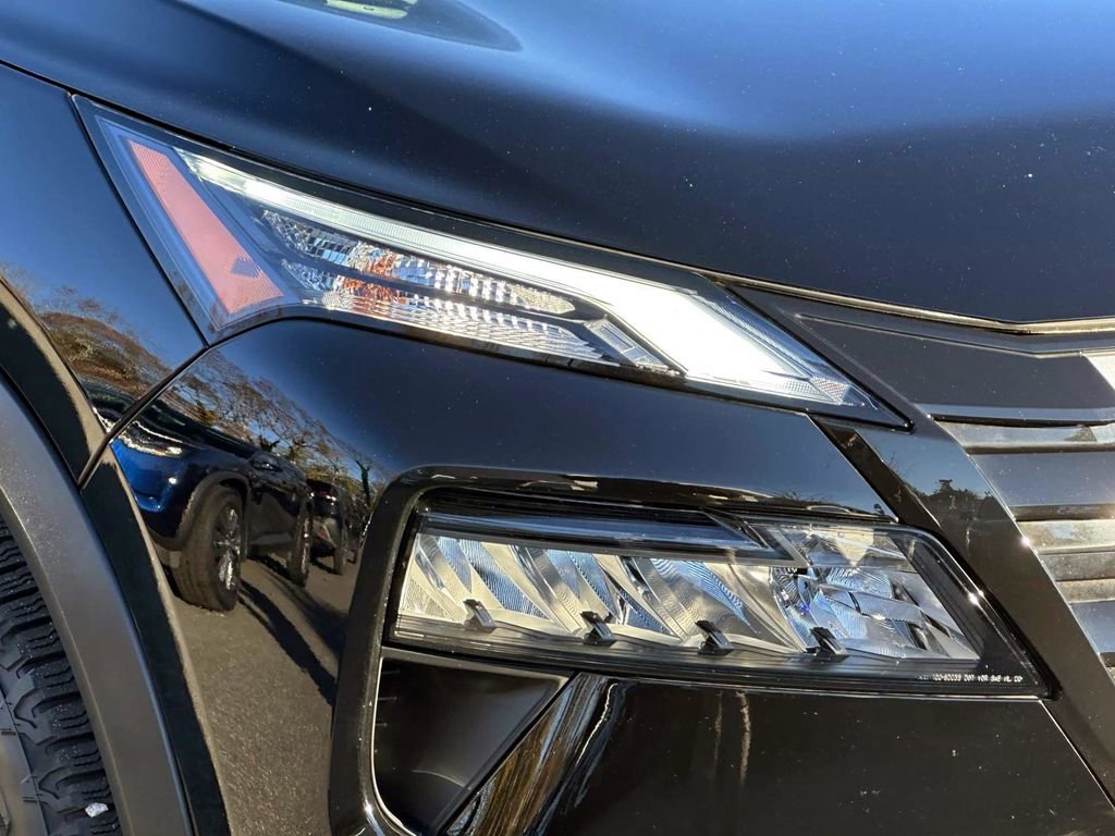 Certified 2025 Nissan Rogue SV w/ Rock Creek Premium Package image 10