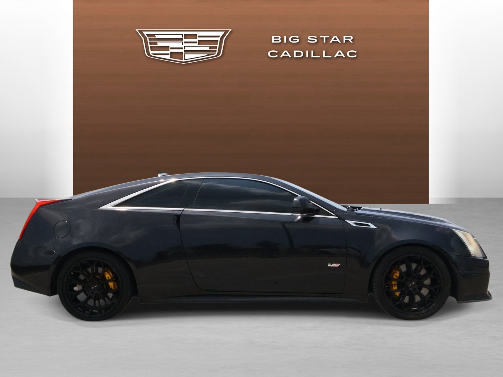Used 2013 Cadillac CTS V w/ Wood Trim Package RWD image 6
