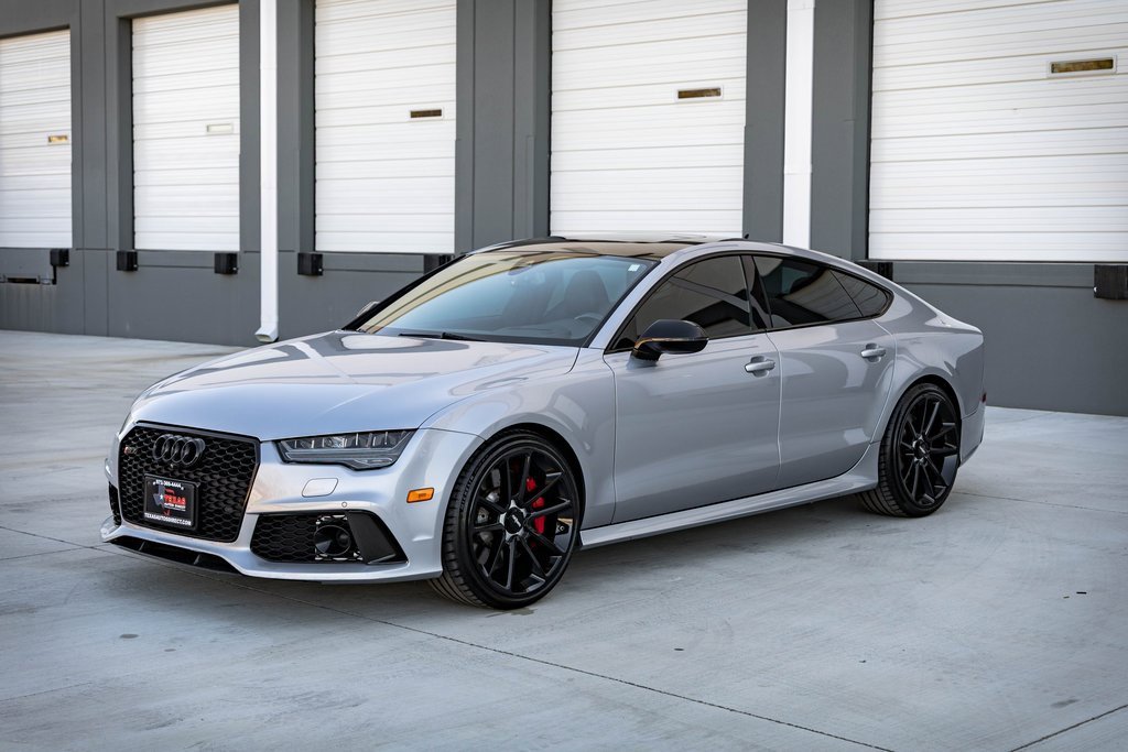 Used 2017 Audi RS 7 Prestige w/ Carbon-Optic Package image 4