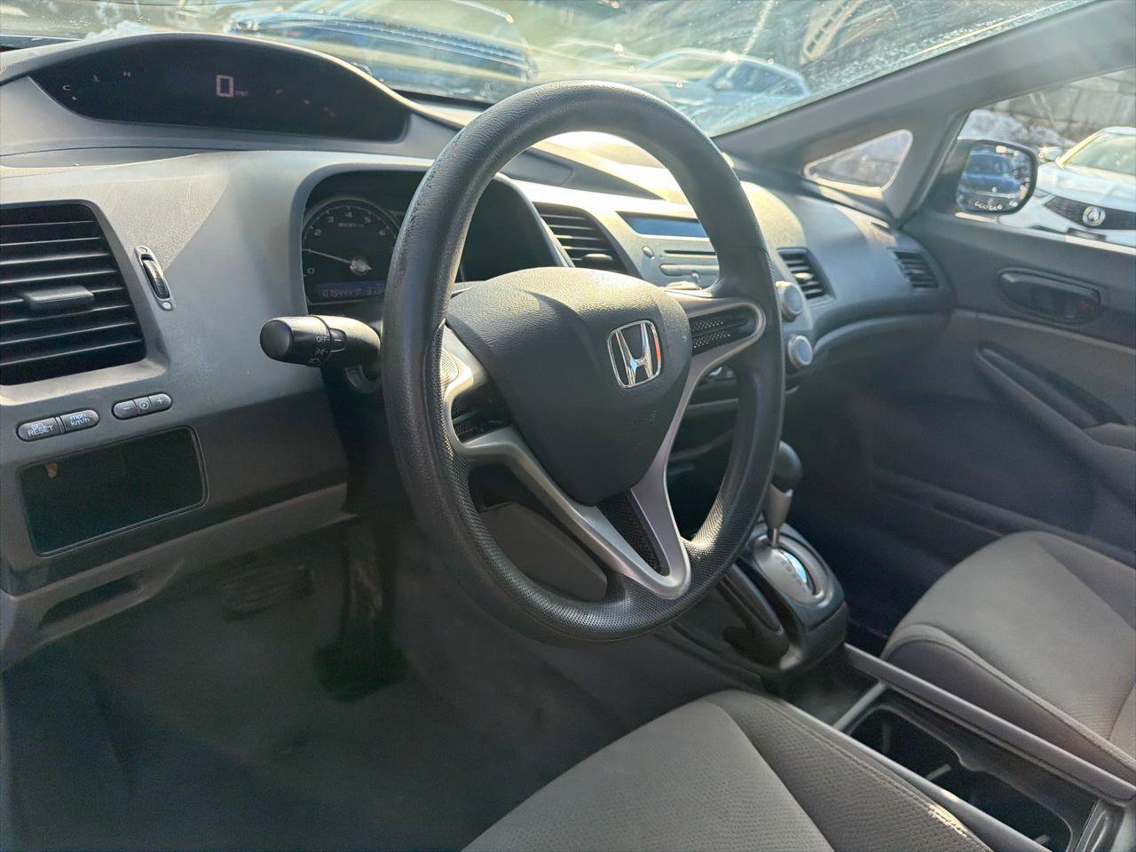 Used 2010 Honda Civic DX-VP image 17