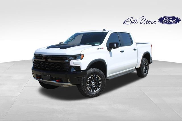 Used 2025 Chevrolet Silverado 1500 ZR2 w/ Technology Package AWD/4WD image 1