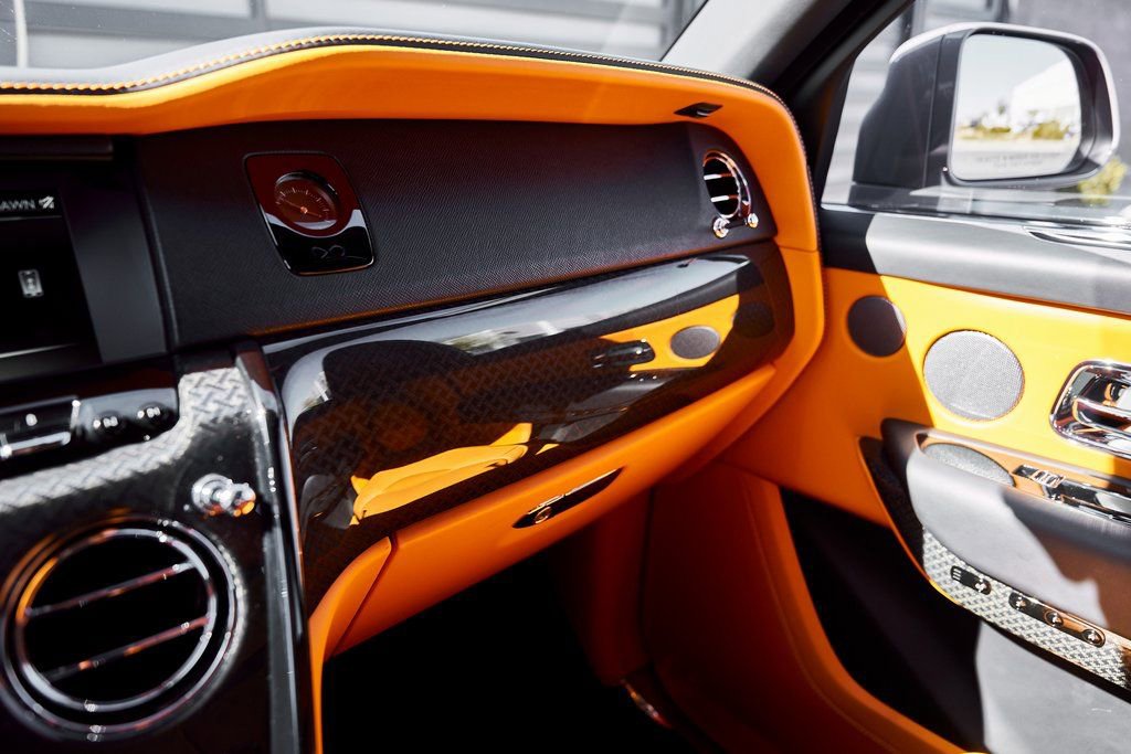 Used 2024 Rolls-Royce Cullinan Black Badge image 86