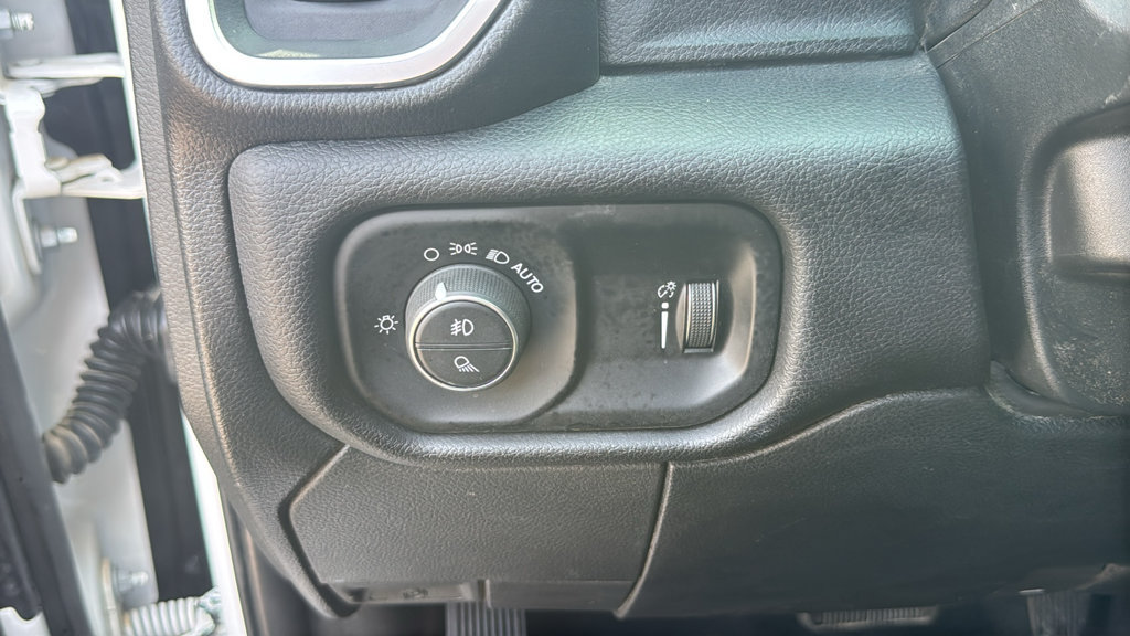 Used 2025 RAM 2500 Big Horn AWD/4WD image 18