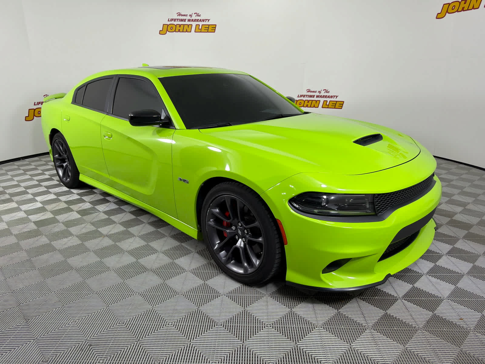 Used 2023 Dodge Charger R/T w/ Plus Group RWD image 8