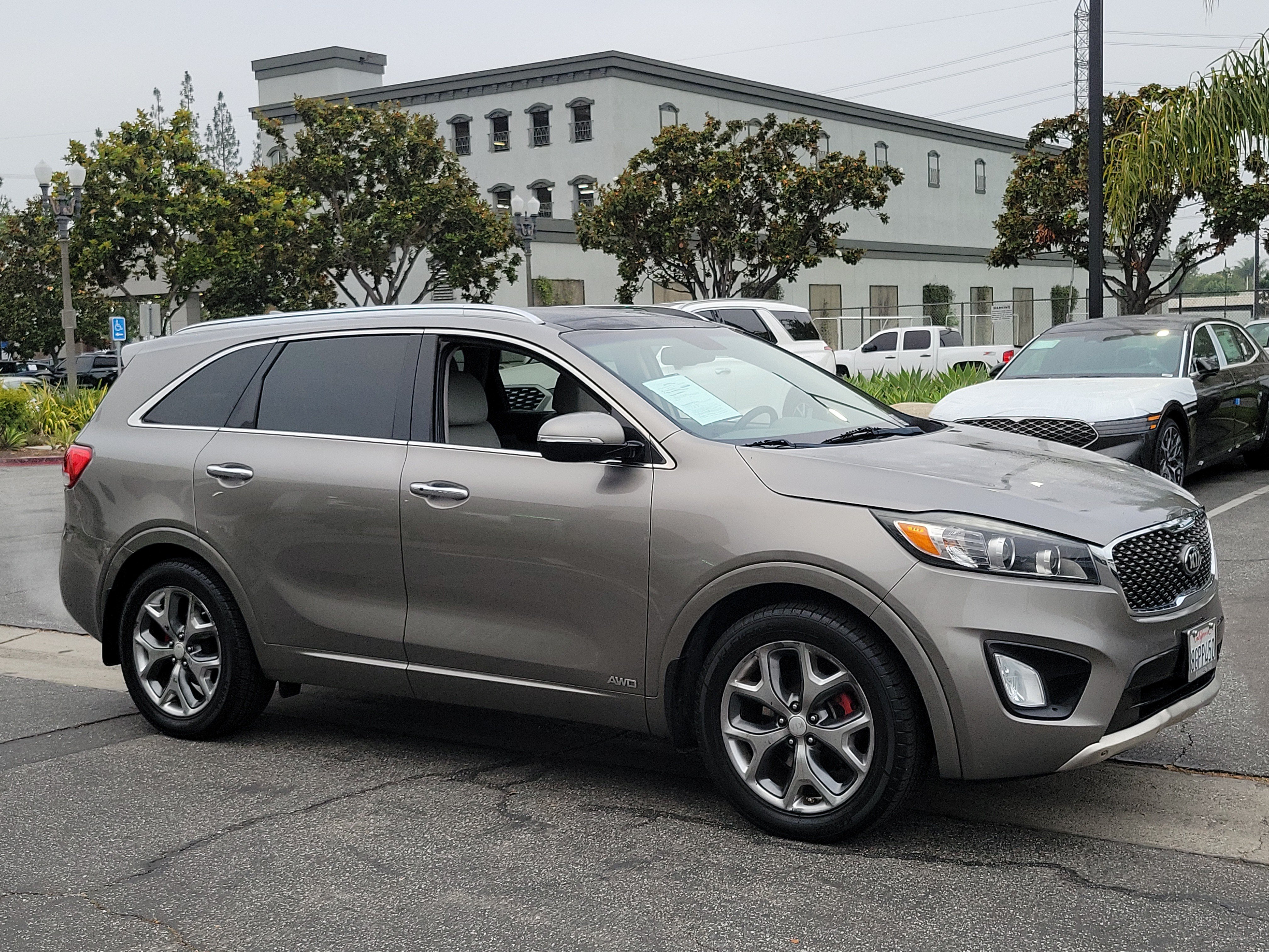 Used 2017 Kia Sorento SX AWD/4WD image 26