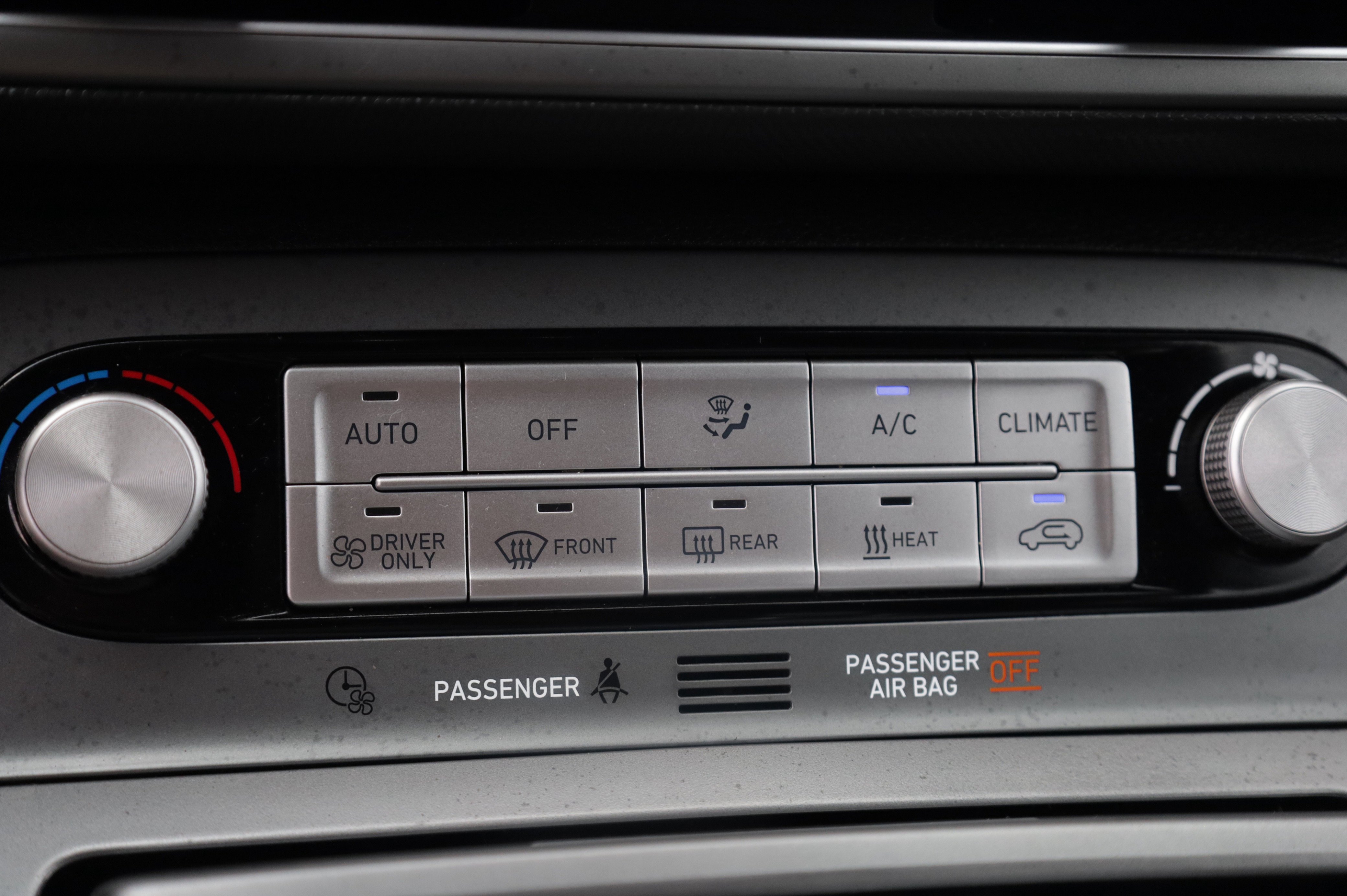 Used 2023 Hyundai Kona SEL FWD image 11