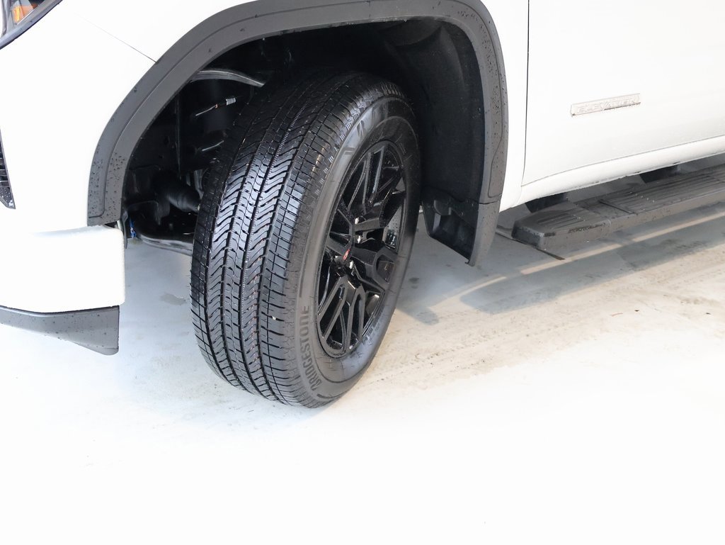 Used 2024 GMC Sierra 1500 Elevation w/ Elevation Premium Package image 31