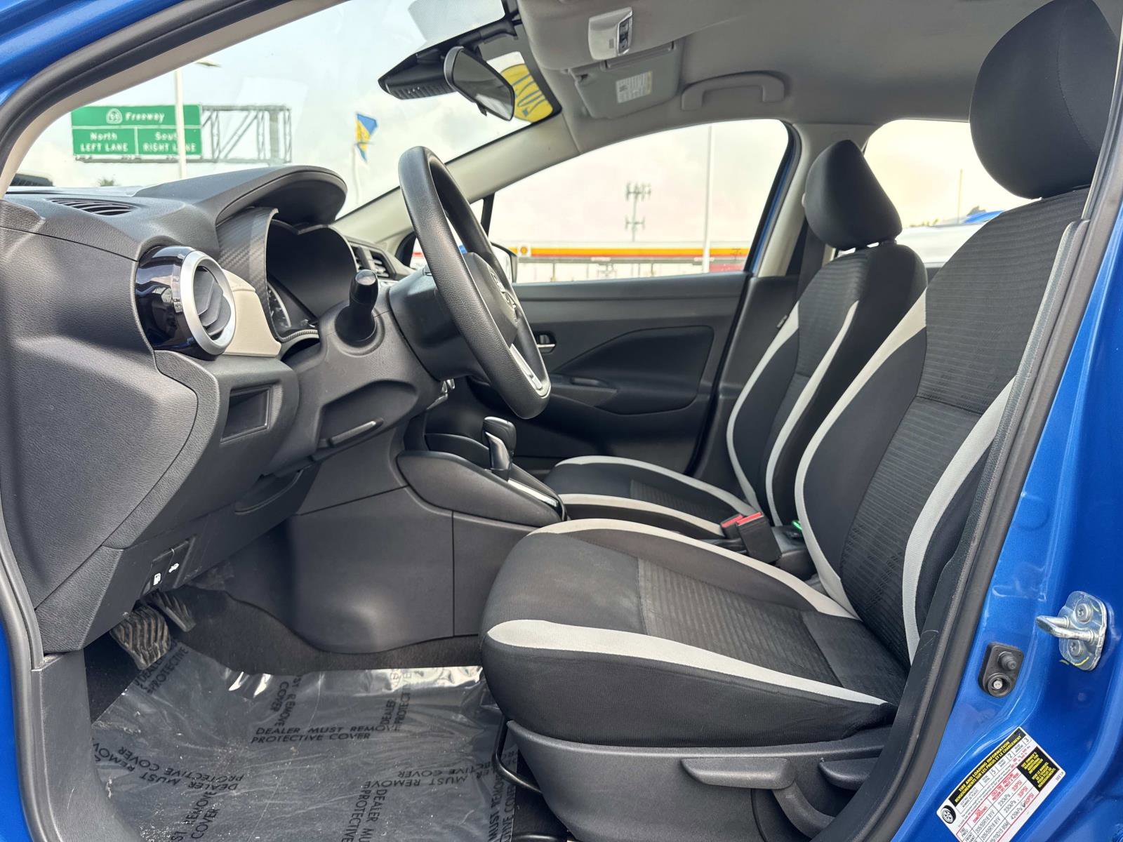 Used 2021 Nissan Versa SV image 20