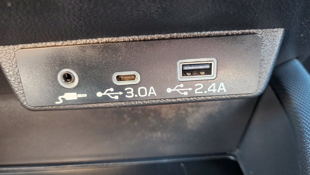 Used 2025 Subaru Forester Premium AWD/4WD image 37
