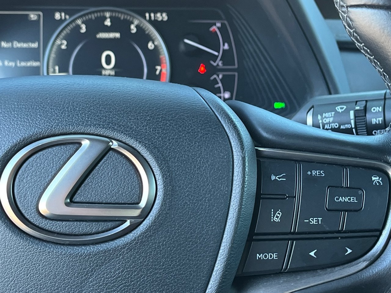 Used 2020 Lexus UX 200 w/ Premium Package FWD image 20
