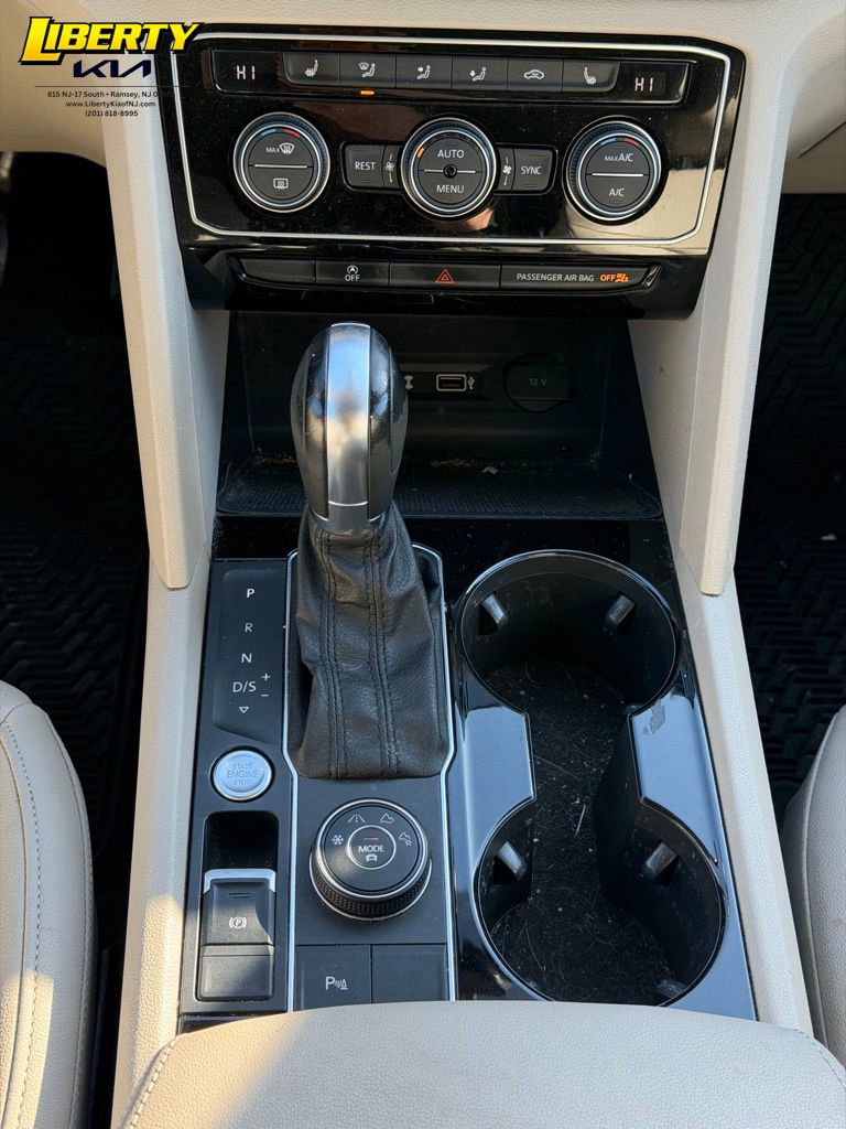 Used 2018 Volkswagen Atlas SEL AWD/4WD image 15