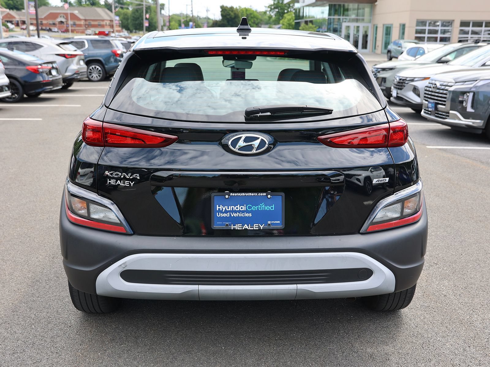 Certified 2023 Hyundai Kona SE w/ Cargo Package AWD/4WD image 6