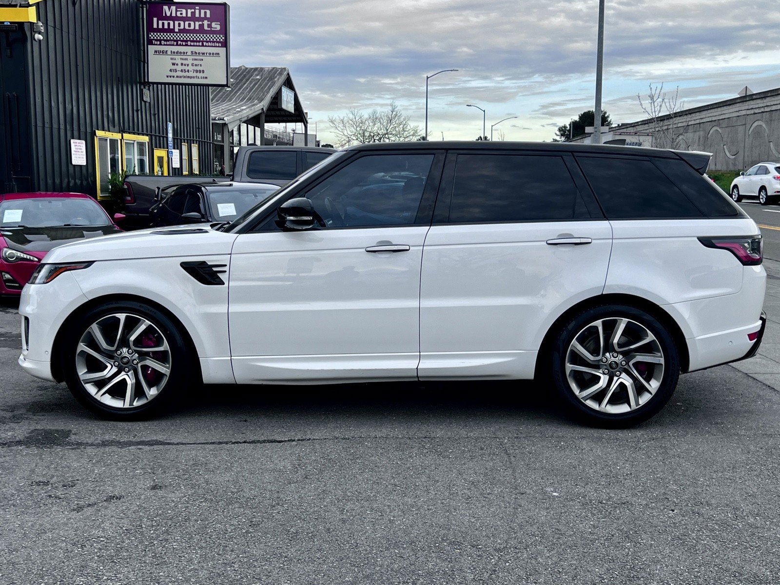 Used 2018 Land Rover Range Rover Sport HSE Dynamic image 9