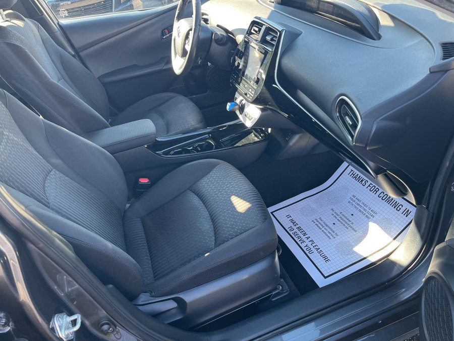 Used 2017 Toyota Prius Prime Plus FWD image 11