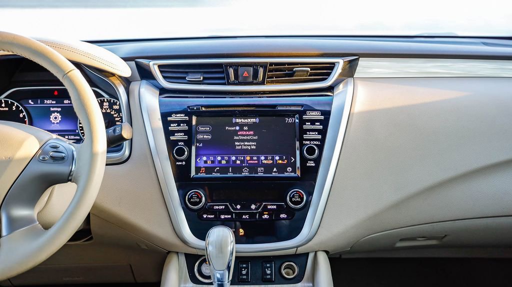 Used 2015 Nissan Murano SL image 14