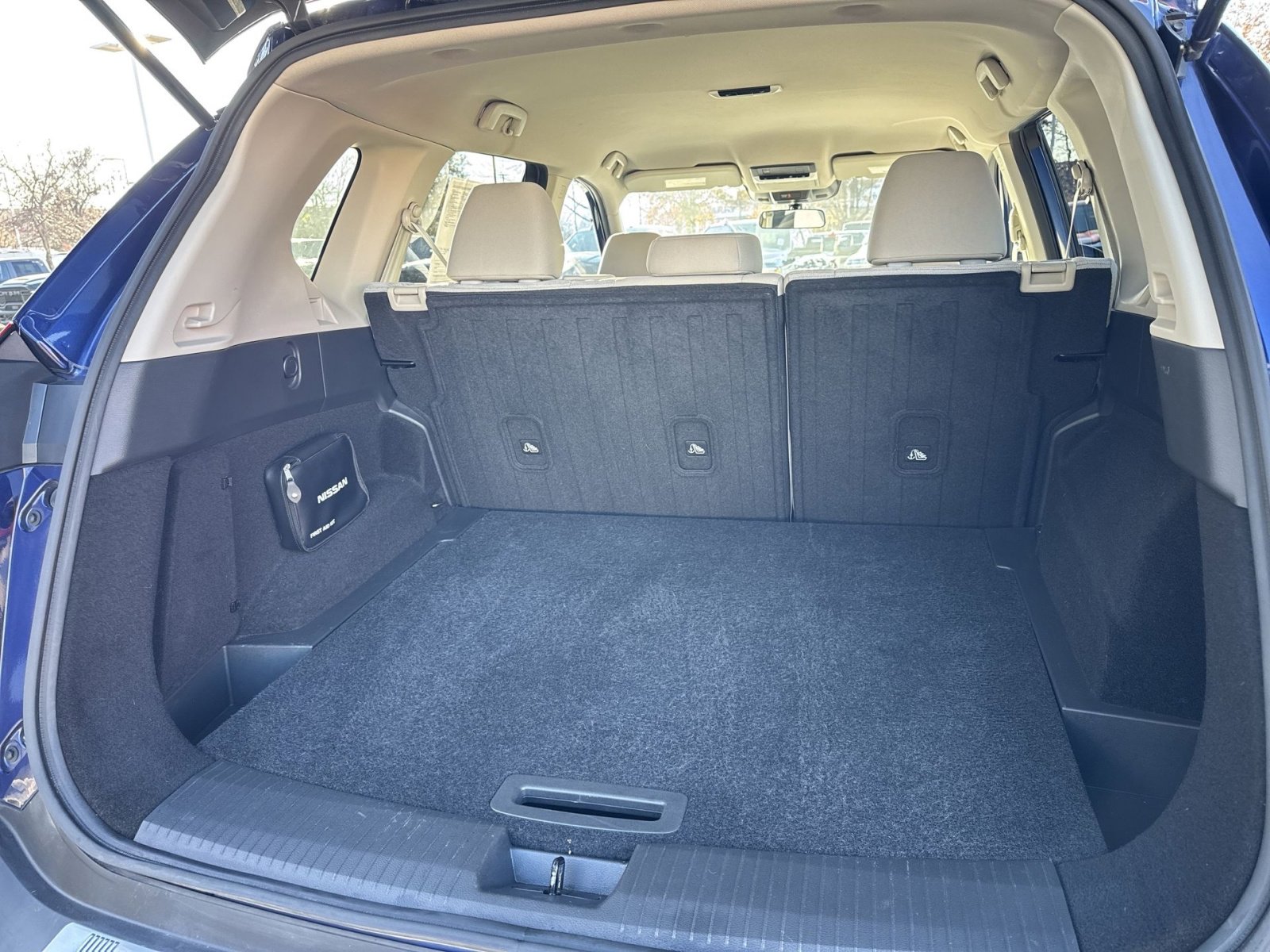 Used 2021 Nissan Rogue SV image 31