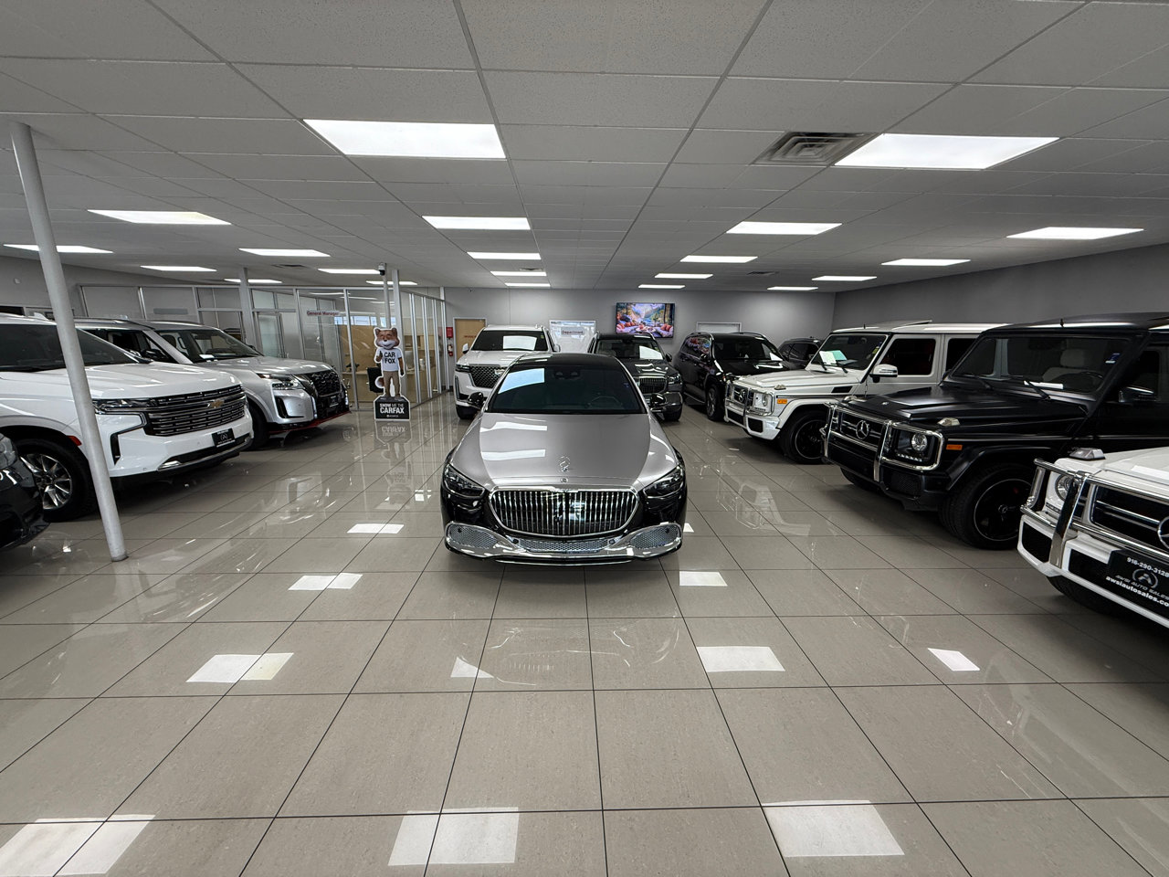 Used 2019 Mercedes-Benz S 450 Sedan w/ AMG Line Exterior image 39