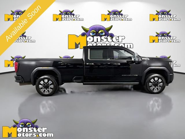 Used 2024 GMC Sierra 3500 Denali w/ Denali Reserve Package AWD/4WD image 4